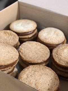 ALFAJOR GRANDE DE ALMENDRA X 4 UNIDADES - comprar online