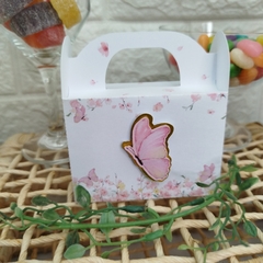 Imagem do Kit de Personalizados para Festa Infantil tema Borboleta Luxo