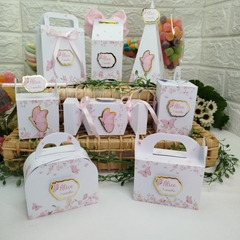 Imagem do Kit de Personalizados para Festa Infantil tema Borboleta Luxo