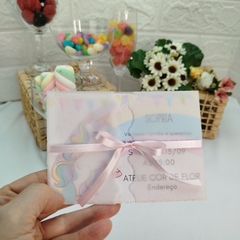 Imagem do Convite Personalizado Unicornio com capa em papel vegetal - Pacote c/ 10 unidades