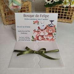 Convite tema Bichinhos do Bosque com capa em papel vegetal - Pacote c/ 10 unidades - Atelie Cor de Flor