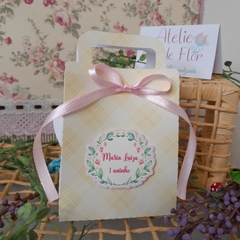 Kit de Caixinhas Personalizadas para Lembrancinha de festa Infantil tema Borboletas na internet