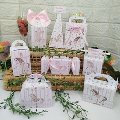 Kit de Lembrancinhas Personalizadas para Festa Infantil tema Carrossel - Atelie Cor de Flor