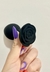 PLUG ANAL EM SILICONE FORMATO DE ROSA COR PRETO P - comprar online