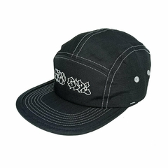 Boné Trip Side Five Panel Aba Flexível Tag Risca Giz - Preto na internet