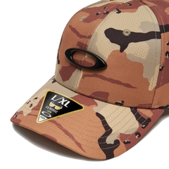 Boné Oakley Tincan Camo Desert Camuflado com Logo Preto na internet