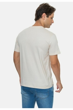 Camiseta Ecko Estampada Areia - comprar online
