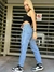 PANTALONES MOM CON ROTURA CELESTE - comprar online