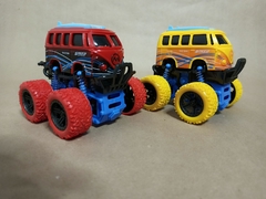 Kombi Monster Truck - Fricção na internet