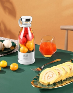 Imagem do Mini Liquidificador portátil elétrico misturador de frutas