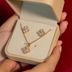 Conjunto Trevo Cristal - Banho Ouro
