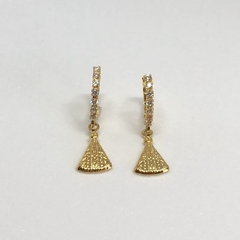 argolinha cravejada com nossa senhora aparecida - banho de ouro