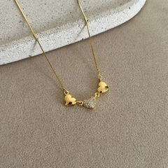 colar três corações - banho ouro