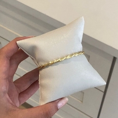 bracelete torcido - banho ouro