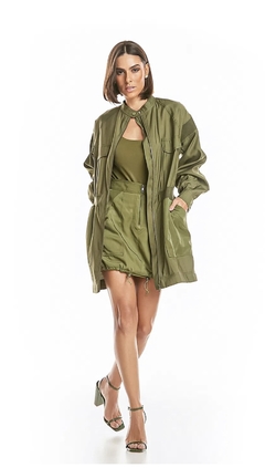 Conjunto saia e parka, na cor verde, Anne Fernandes. - comprar online