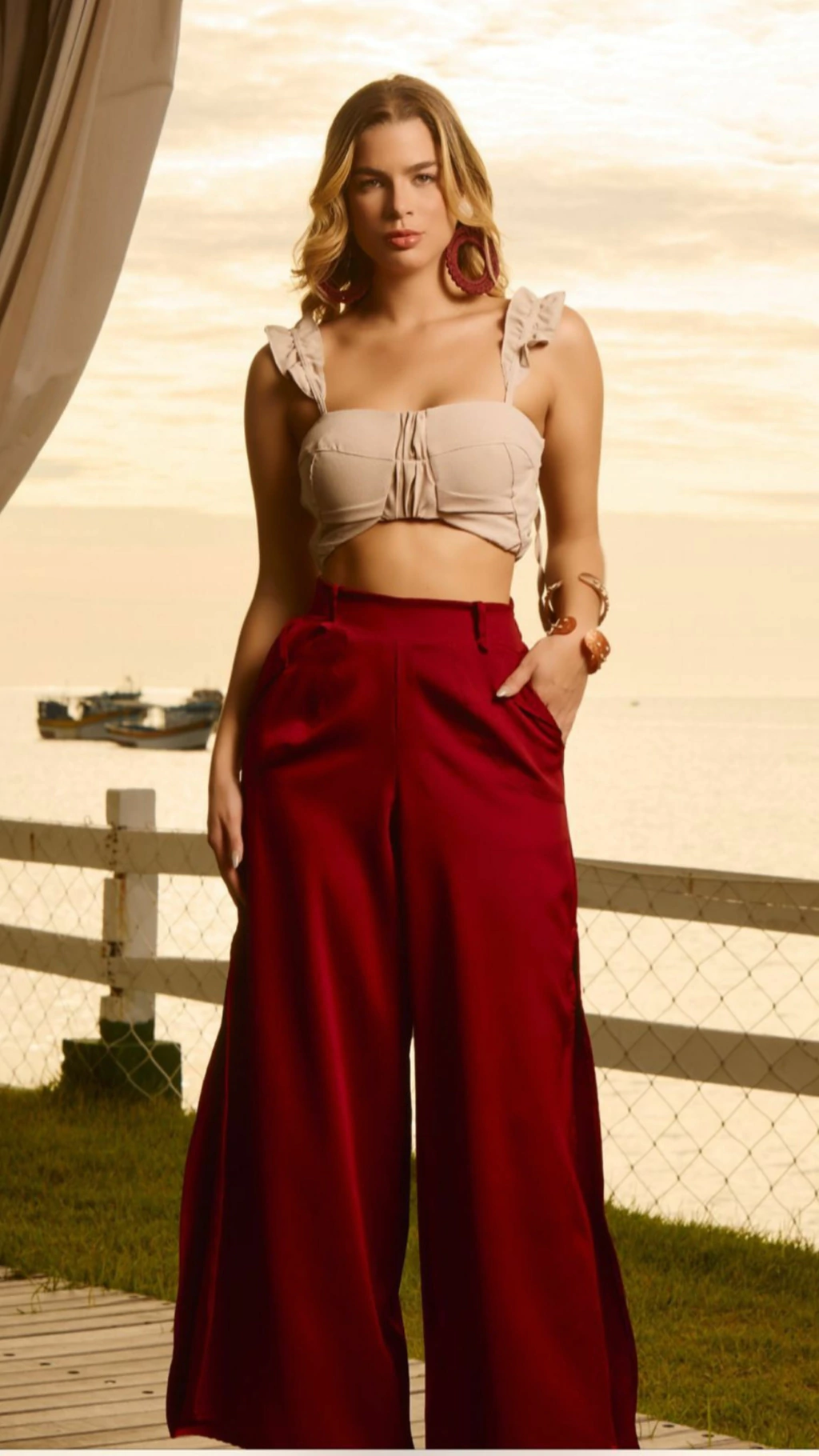 Calça Pantalona Em Alfaiataria UAU