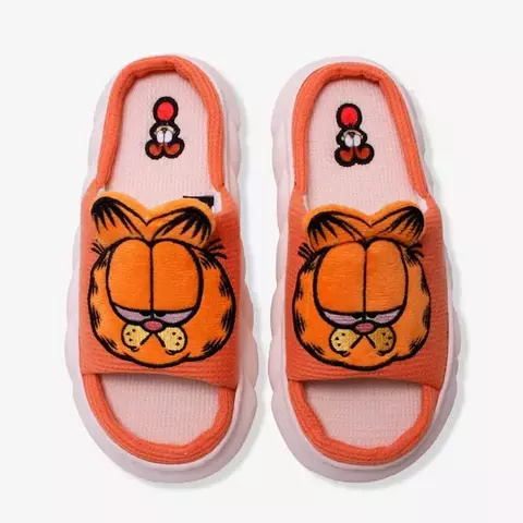 PANTUFA NUVEM GARFIELD