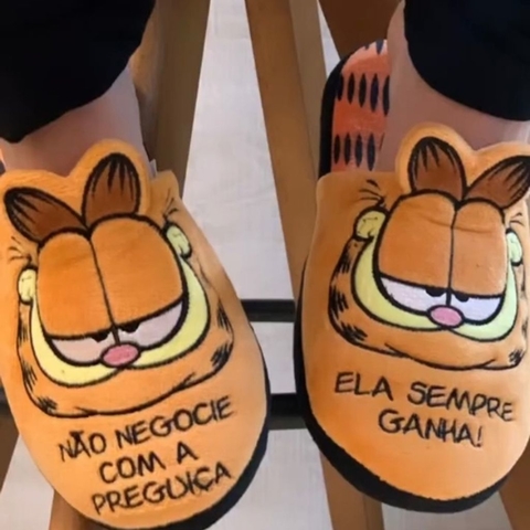CHINELO DE QUARTO GARFIELD