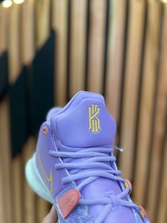 Zapatillas de básquet K Y R I E en internet