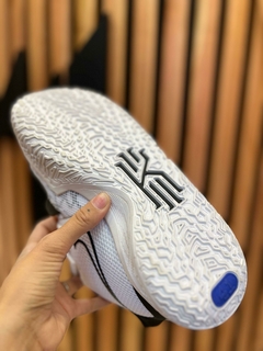 Zapatillas basquet KYRIE - EL DIEZ