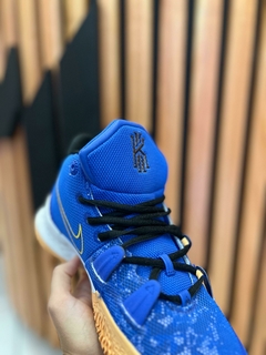 Zapatillas de básquet K Y R I E - EL DIEZ