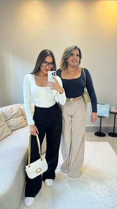 Calça Pantalona na internet