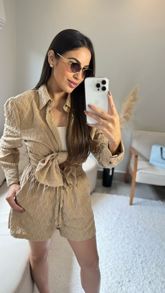 Conjunto Pâmela camisa botões e short com elástico - loja online