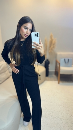 Conjunto Laís Tricôt Cropped e Calça