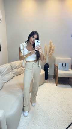 Conjunto Laís Tricôt Cropped e Calça na internet