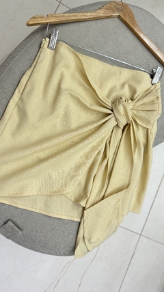 Saia de Linho Nó Amarelo Manteiga
