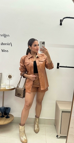 Conjunto de Couro Blaser e Short Couro Fake Caramelo - comprar online