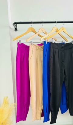 Calça Cenoura Azul