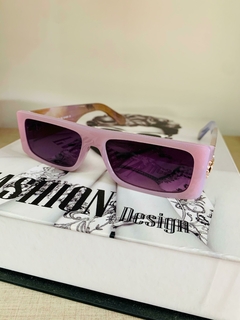 Sunglass Quadrado na internet