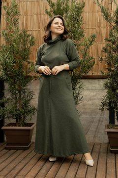 Conjunto Anelise Evasê Midi Verde na internet