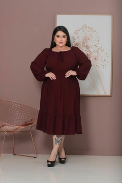 Vestido Maju Plus Midi manga longa com lastex na cintura Marsala Burgundy - comprar online