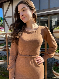 Vestido Claudia Evasê em Lãzinha com elastano Caramelo - Angelica Moda