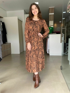 Vestido Clarice Tule com Elastano Animal Print Caramelo Manga Longa - Angelica Moda