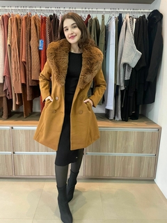 Sobretudo Liliana com Pelego Removível Caramelo - Angelica Moda