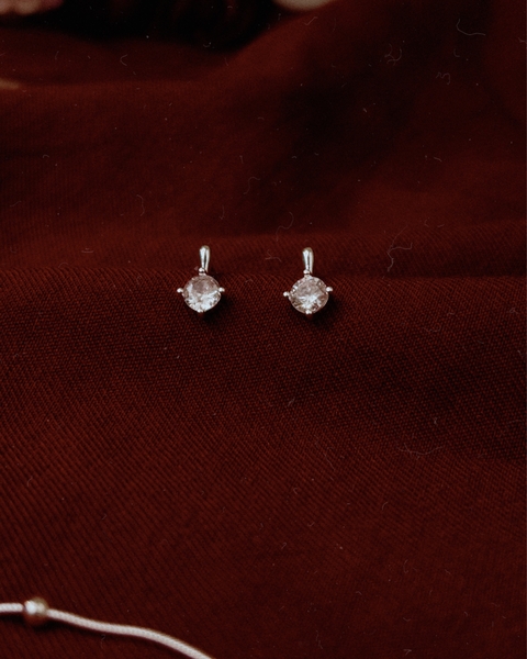 Brinco Ponto de Luz Incolor - comprar online