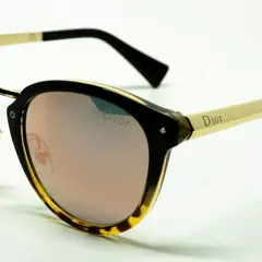 Óculos Dior Vogue na internet