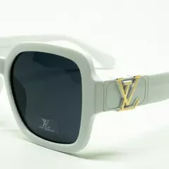 Oculos Louis Vuitton Sun Glasses na internet