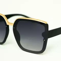 Óculos De Sol Feminino Lisboa na internet