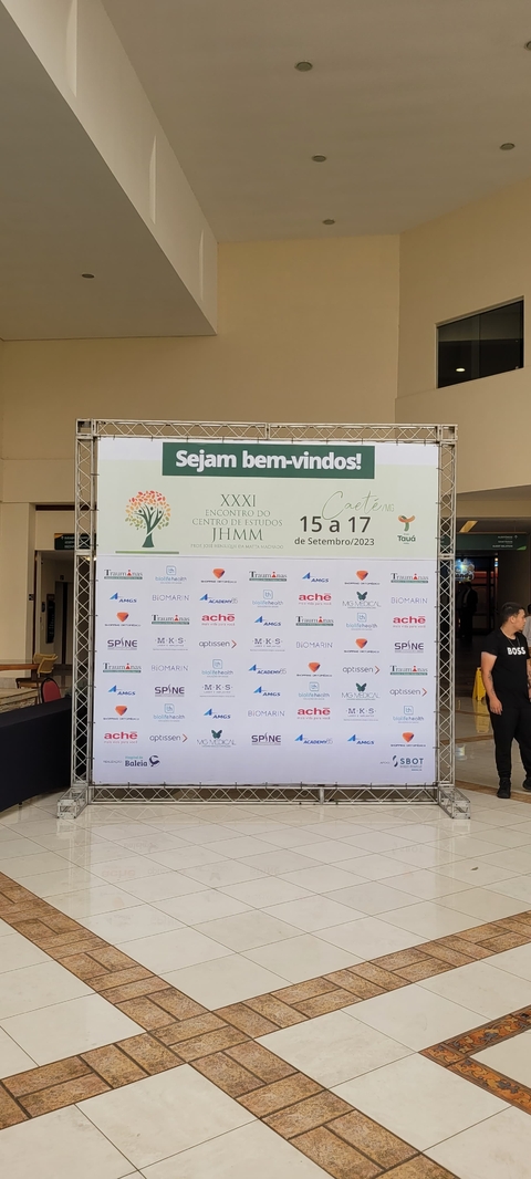 Locação estrutura para Backdrop 2,00x2,00m. + instalação da lona (sem impressão)