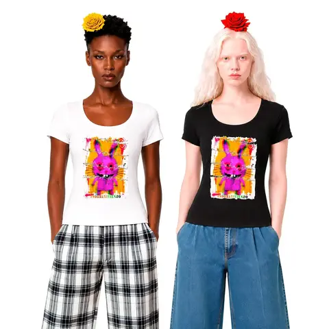 Camiseta Feminina Gola U - Série: Sobreviviendo 01 - 100% Algodão