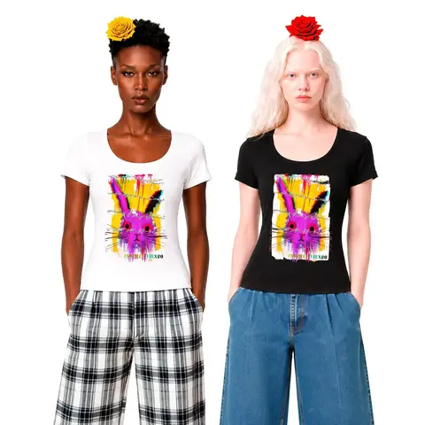 Camiseta Feminina Gola U - Série: Sobreviviendo 06 - 100% Algodão