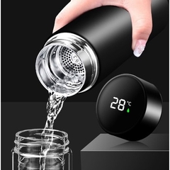 Garrafa Isotermica em aço - com Visor digital que mede a temperatura 500 ML - TOP na internet