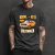 Camiseta preta unissex com estampa do carro clássico Volkswagen Gol 1300 L G1 na cor laranja