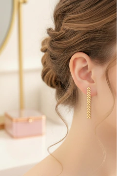 Brinco banhado a ouro 18k Olga - comprar online