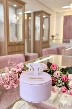 Brinco Infantil banhado a prata Nossa Senhora