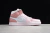 Air Jordan 1 Mid en internet